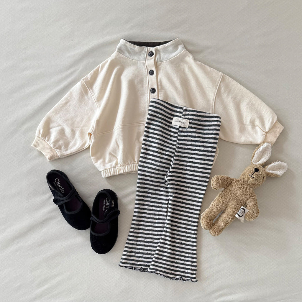 Button-up Sweatshirt - 2 colors