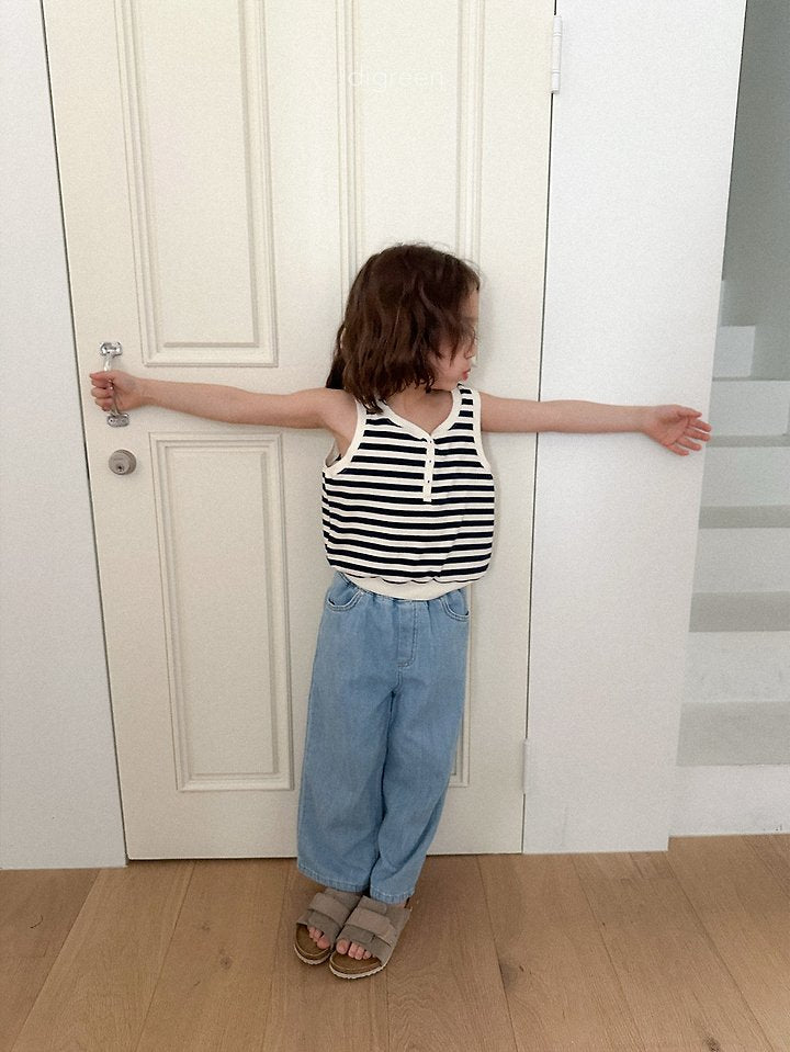 Soft Stripe Sleeveless Top (2 Colors)